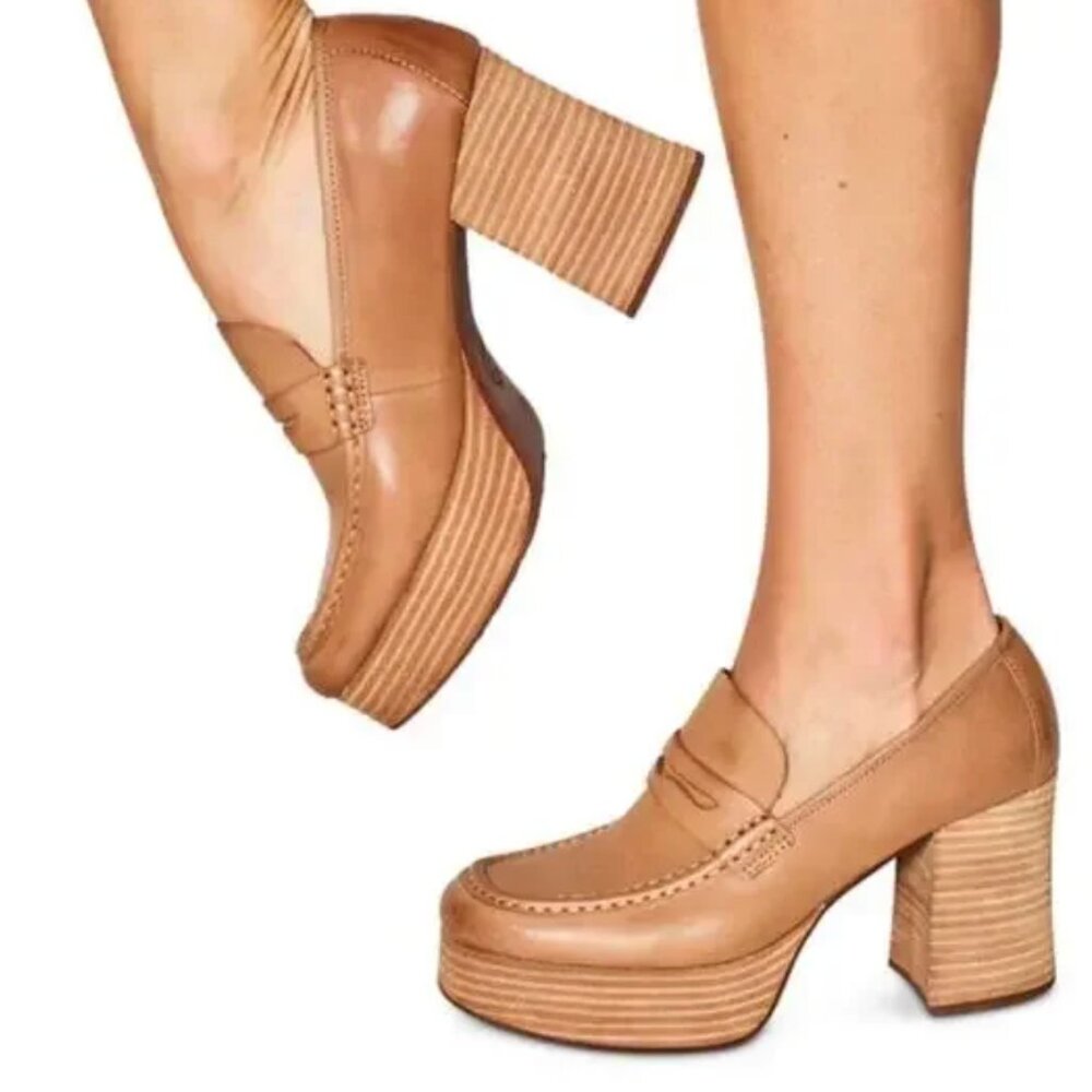 Kork-ease Women’s Chunky Heel Loafer in Tan